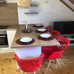 Le Liv On Rijeka